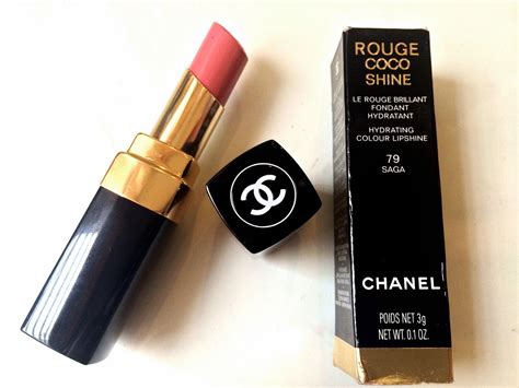 weight of chanel lipstick deep red